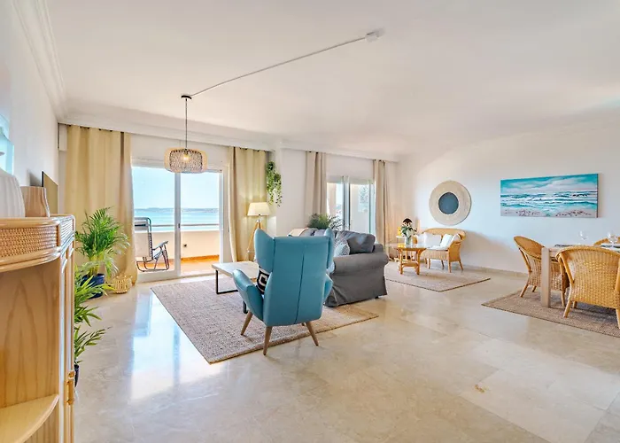 39 Front Row Panoramic Sea View Apartment Estepona