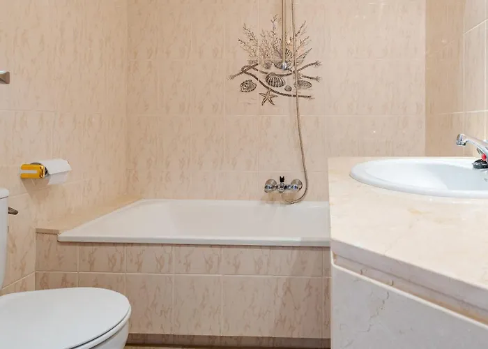 39 Front Row Panoramic Sea View *