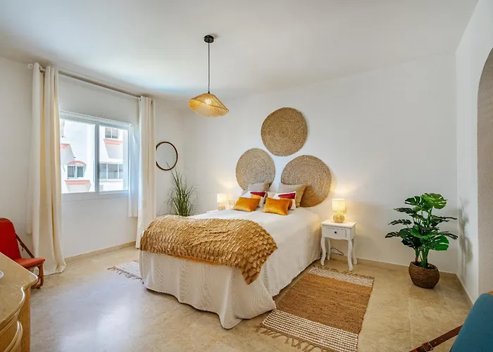 39 Front Row Panoramic Sea View Apartment *